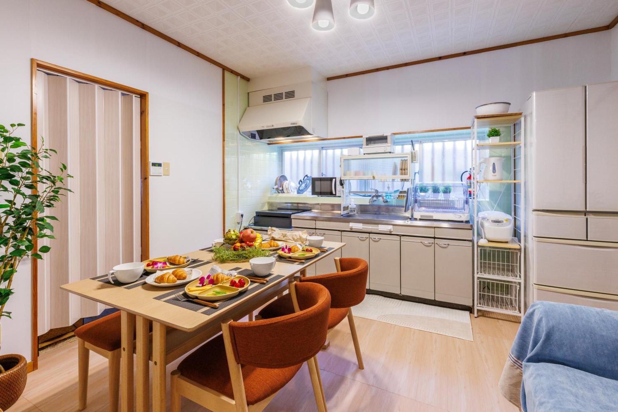 新規オープン サウナ Bbq ジャグジー付き 最大7名 無料駐車場4台 ビーチまで車で5分 Sky House Villa Uruma Exterior foto